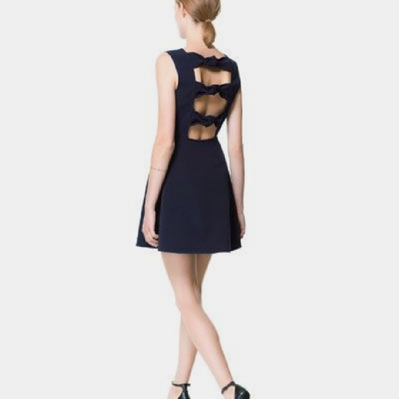 Zara Dresses & Skirts - ZARA FIT AND FLARE DRESS WITH KNOTTED PANEL